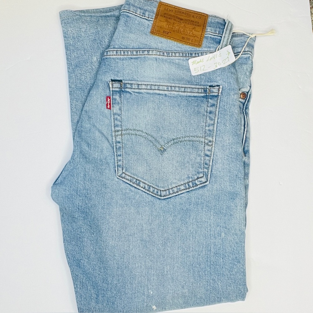 Women's Levi's 512 SZ 30/27 slim fit ,light wash Straight Leg Jeans VNT 2021